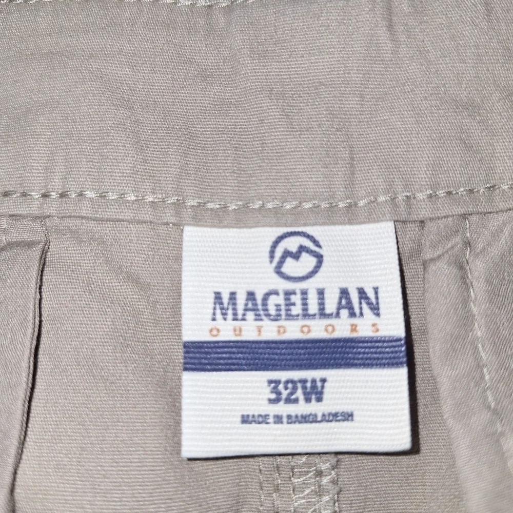 Magellan Outdoors Mens Khaki Shorts In A Size 32W. NWT. Dress Casual, Summer